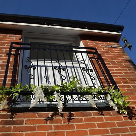 Frinton Escapes - The Cottage Chambre photo
